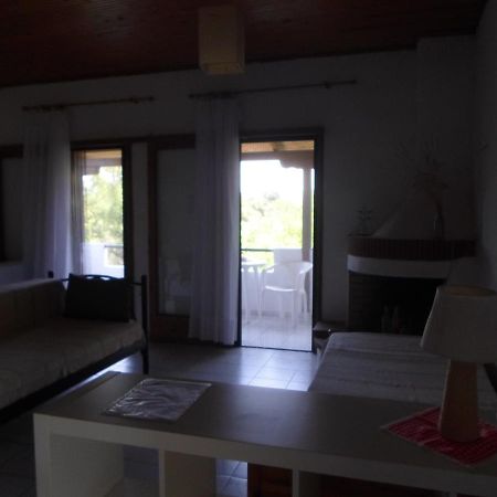 Bozelia Apartments Toroni Luaran gambar