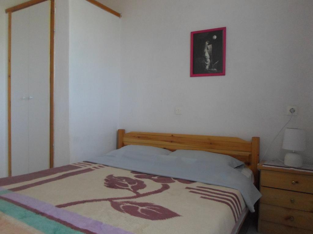 Bozelia Apartments Toroni Bilik gambar